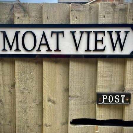 Moat View Free Parking, Central, Ev Plug York Exterior foto